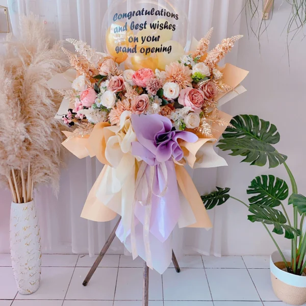 Hooray Haven Flower Stand (Artificial)