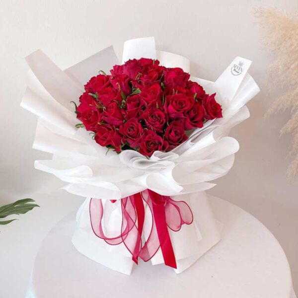 33 Kenya Roses
