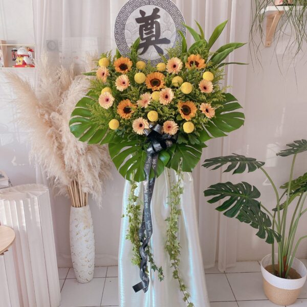 Peaceful Farewell Condolence Stand