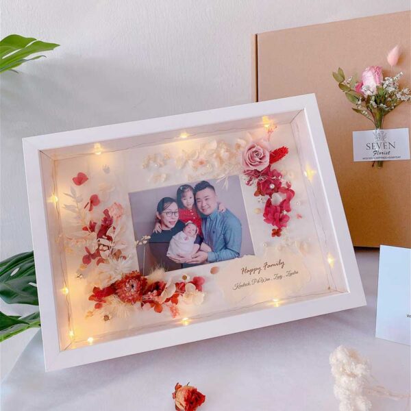 Preserved Flower Photo Frame – Landscape Style (PRE-ORDER)