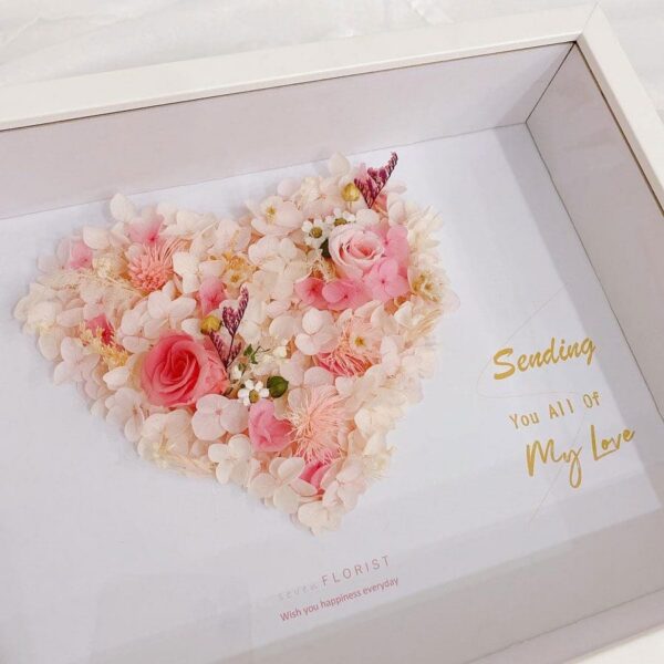 Preserved & Dried Flower Frame – Love (PRE-ORDER)