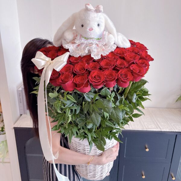 Sweet Bunny Roses Basket