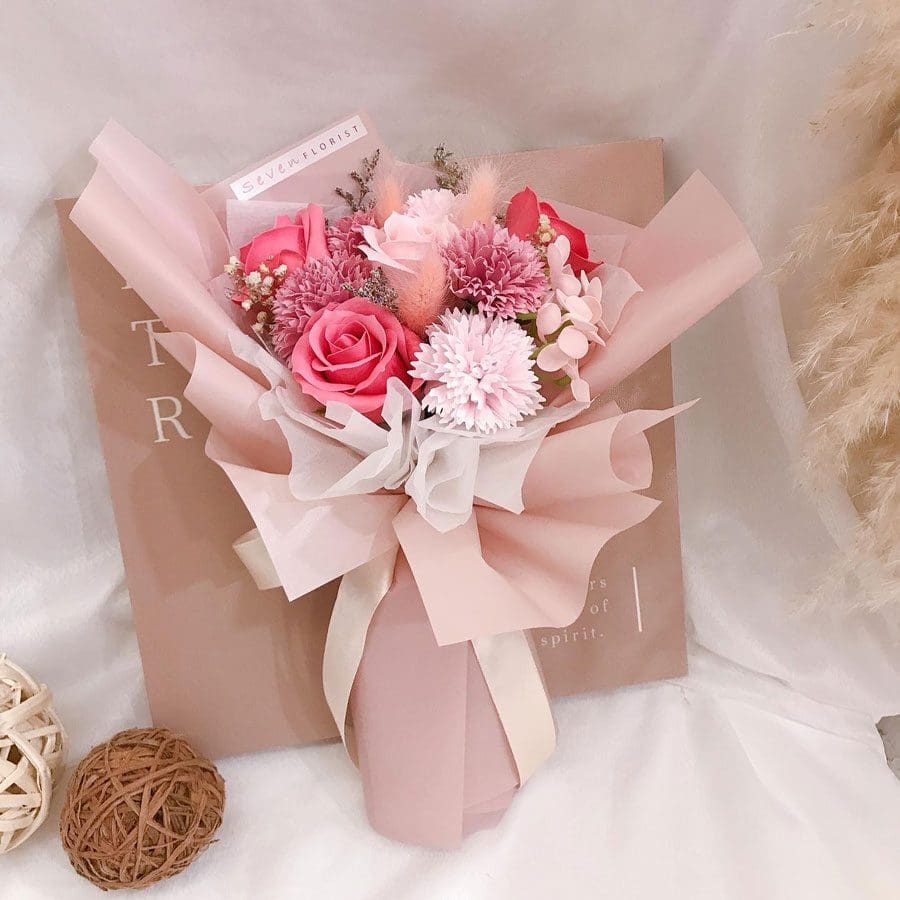 Jolivia {Soap Flower}
